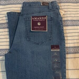 Gloria Vanderbilt jeans